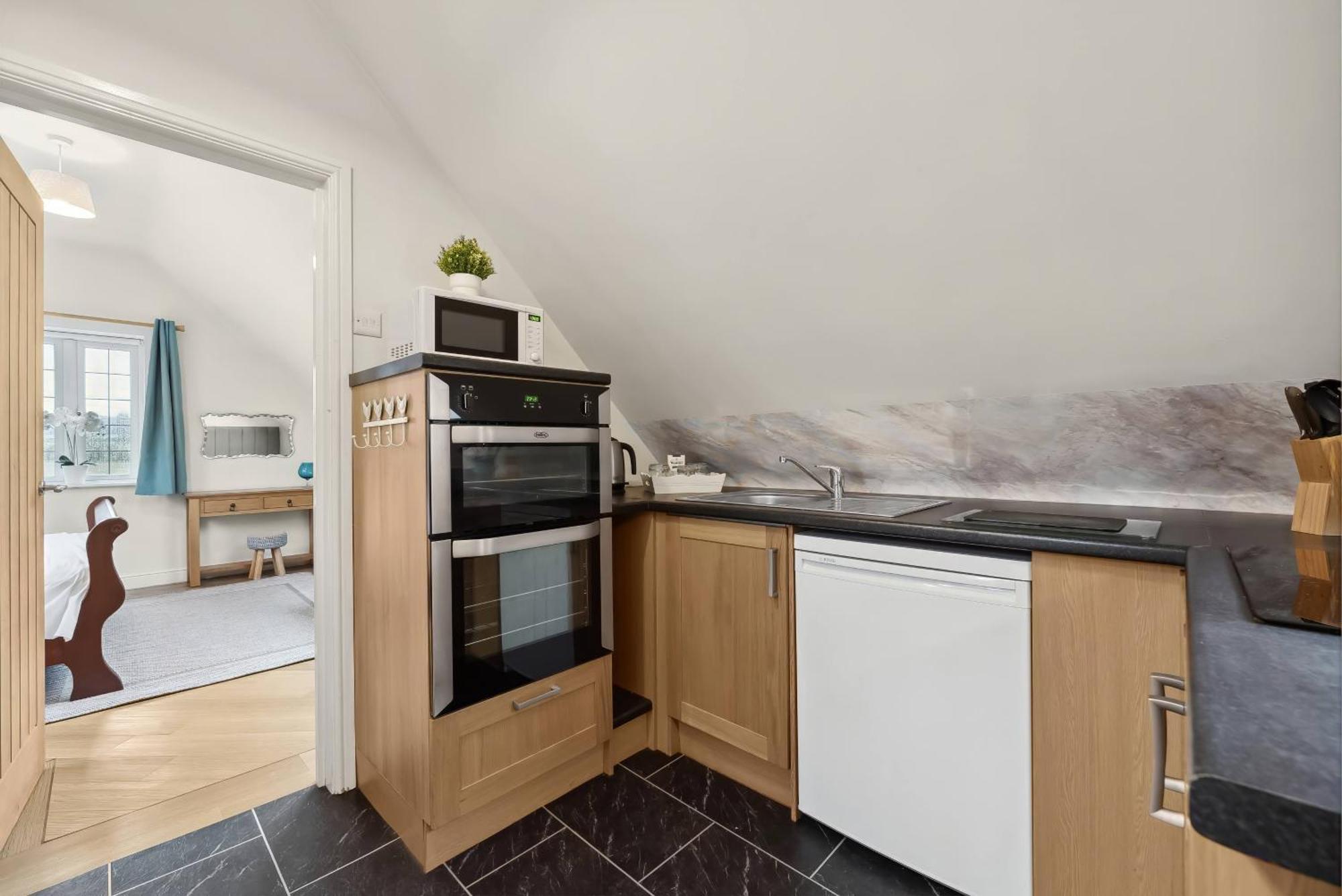 Beautiful Country Apartment, Rated Exceptional Coventry Eksteriør billede